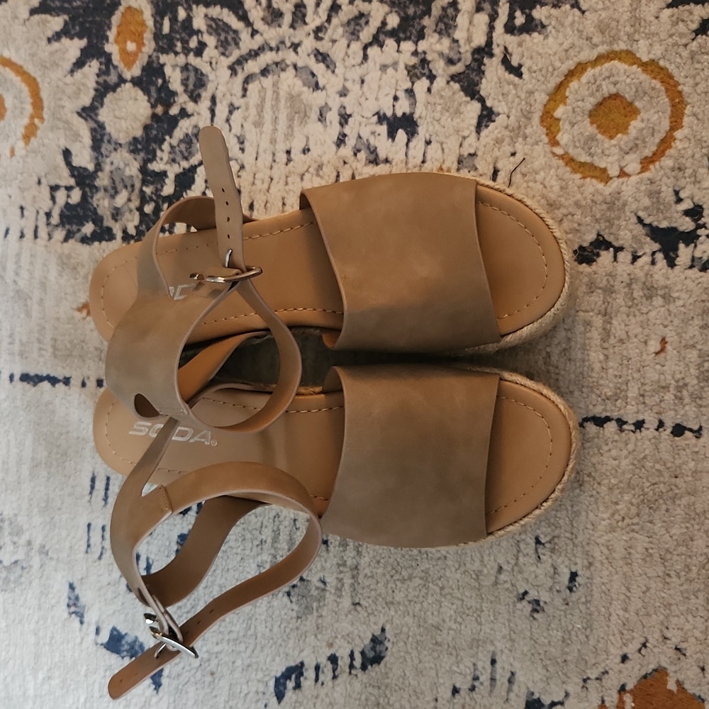 Strappy sandals
